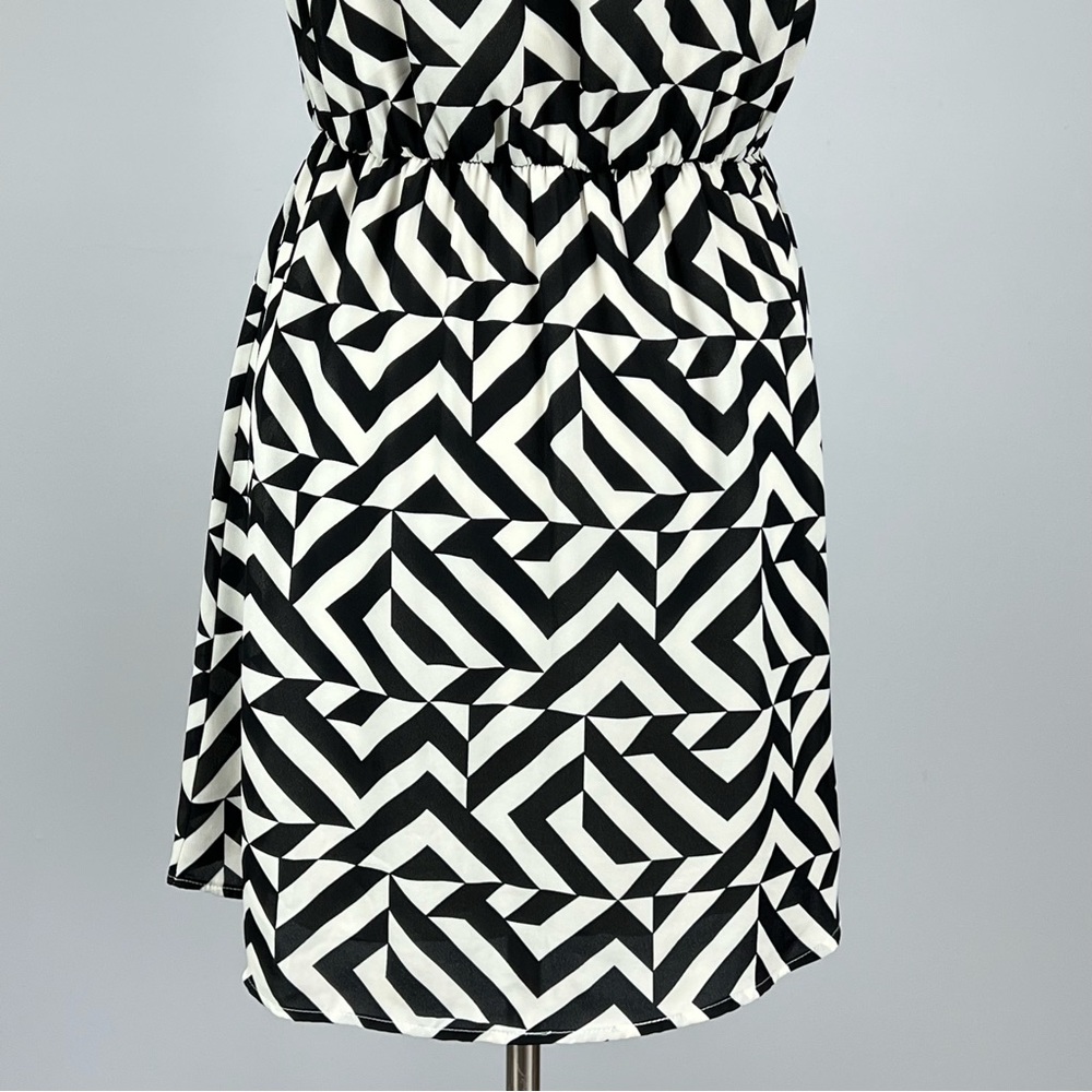 Francesca Bird Cage Womens Sleeveless Dress Black White Geo Print size Large - Picture 9 of 11